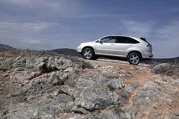 Lexus-RX400h